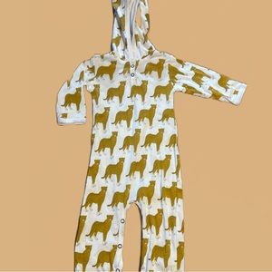 Millbarn Hooded Cheetah Pajama Onesie 6-12M